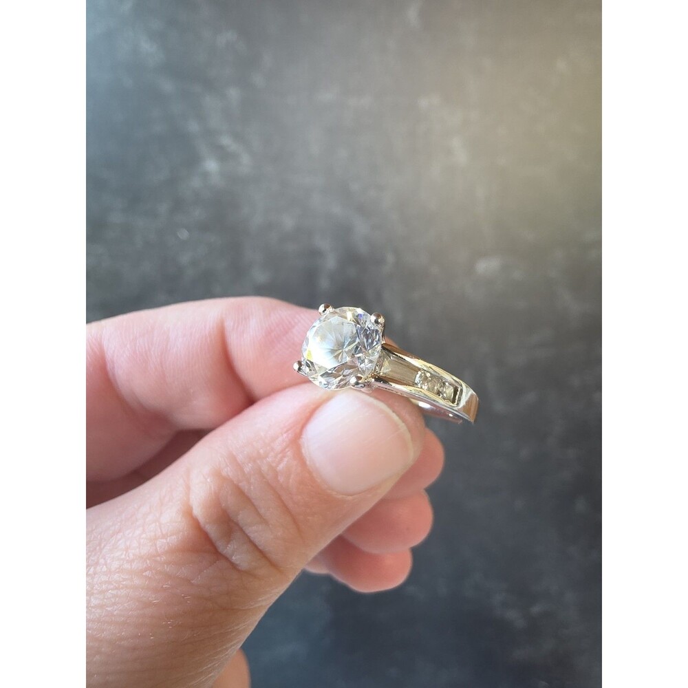 925 Sterling Silver CZ Ring Size US 5 Vintage